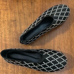 NEW Arqa Black Criss-Cross Embellished Ballet Flats. 39. (runs as 8)